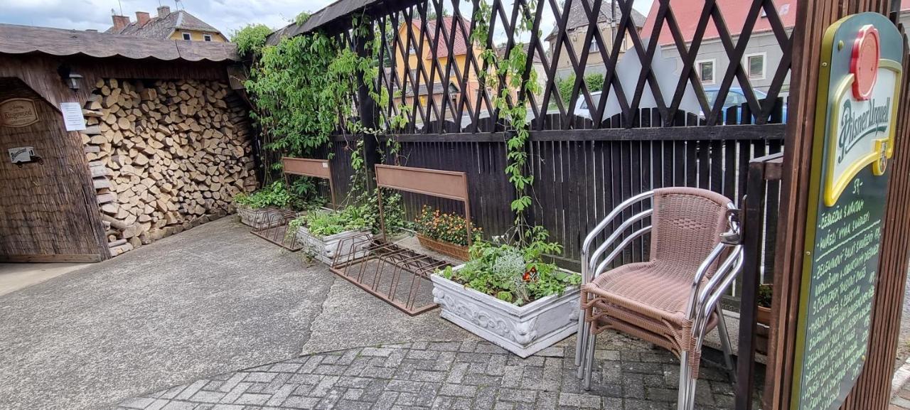 Restaurant & Pension Liebenstein Libá Esterno foto